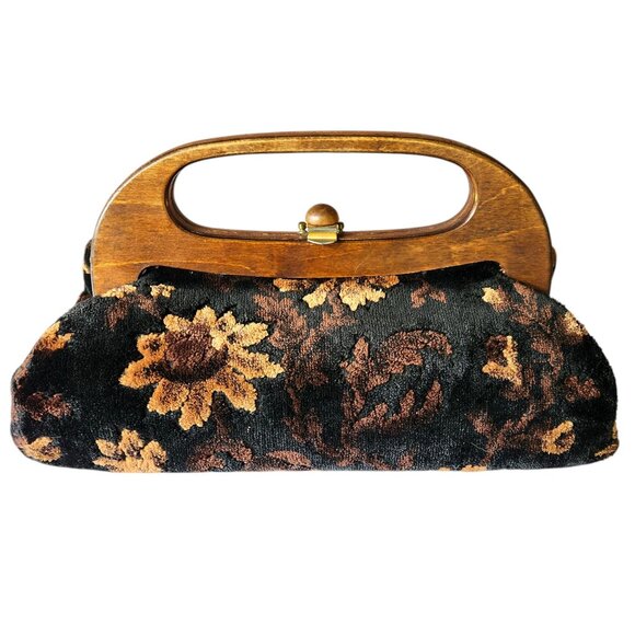 Vintage Floral Tapestry Handbag With Wooden Handle & Brass Clasp Closure - Picture 3 of 16